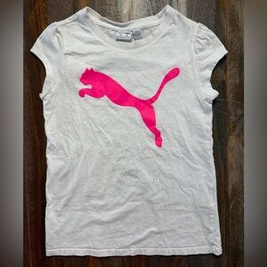 Ⓜ️Puma Girls White with Pink‎ Logo Graphic T-Shirt Size S 7/8 EUC